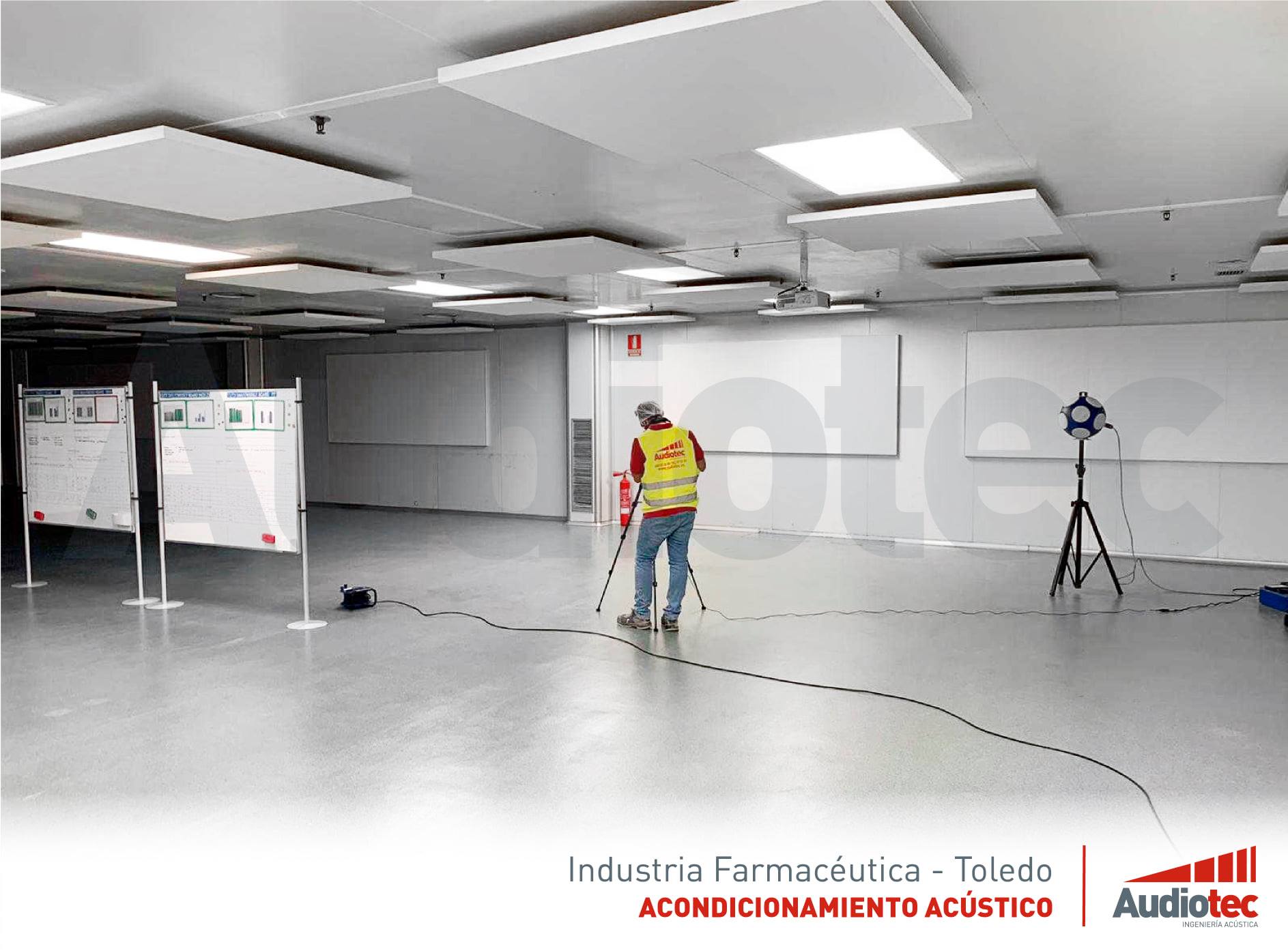 sala de formación en un espacio industrial